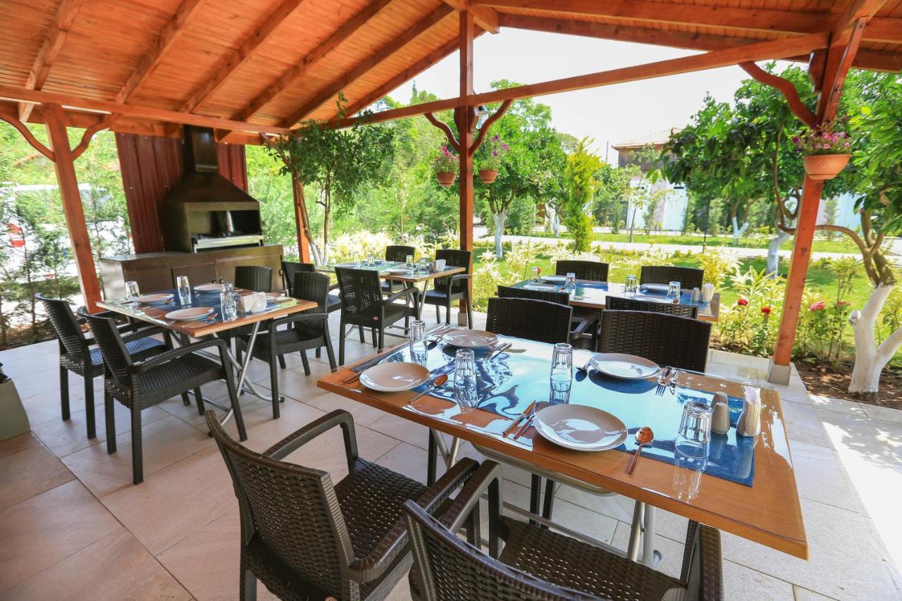 Merry Bungalow & Tent Çıralı Buitenkant foto