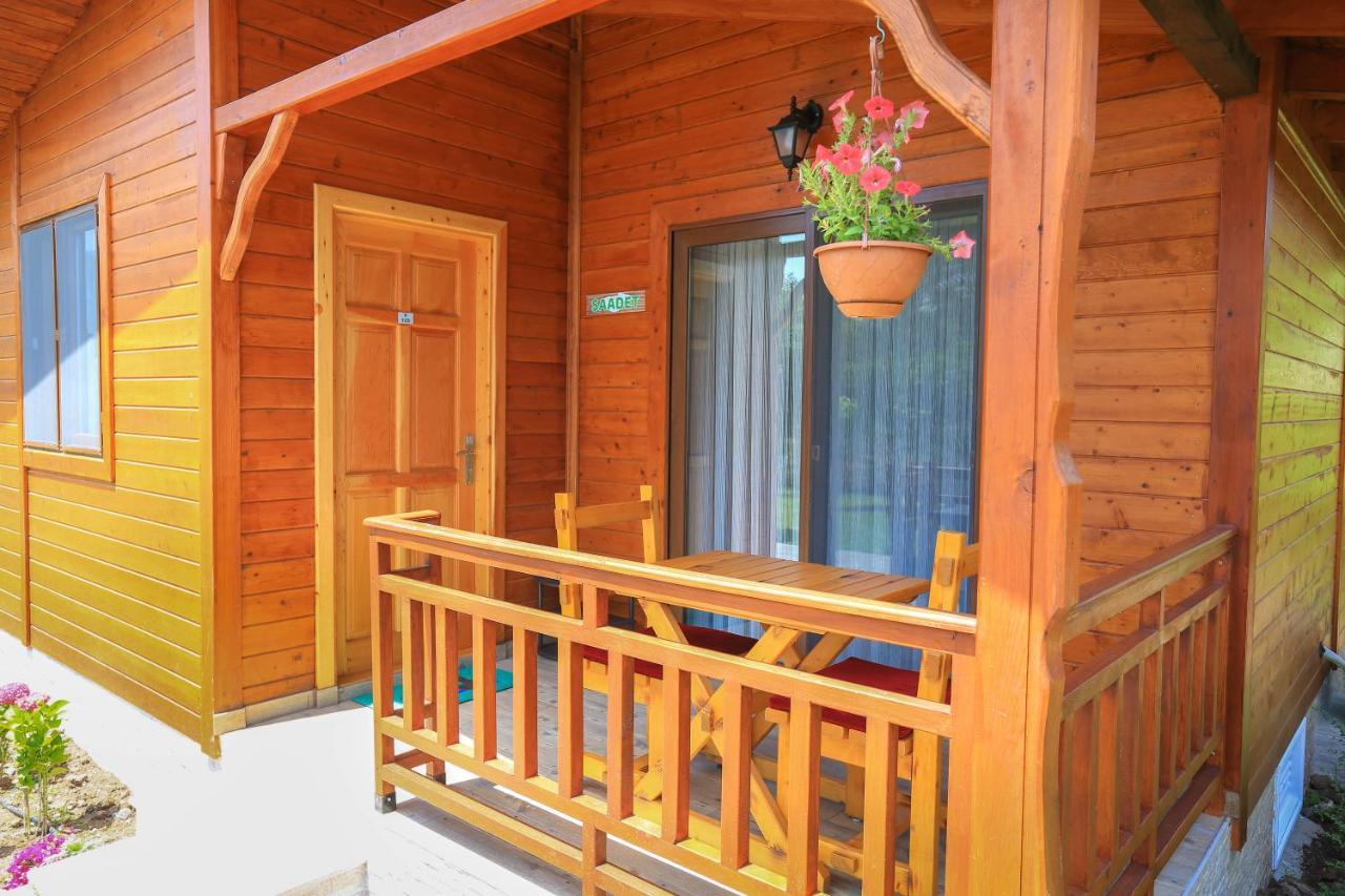 Merry Bungalow & Tent Çıralı Buitenkant foto